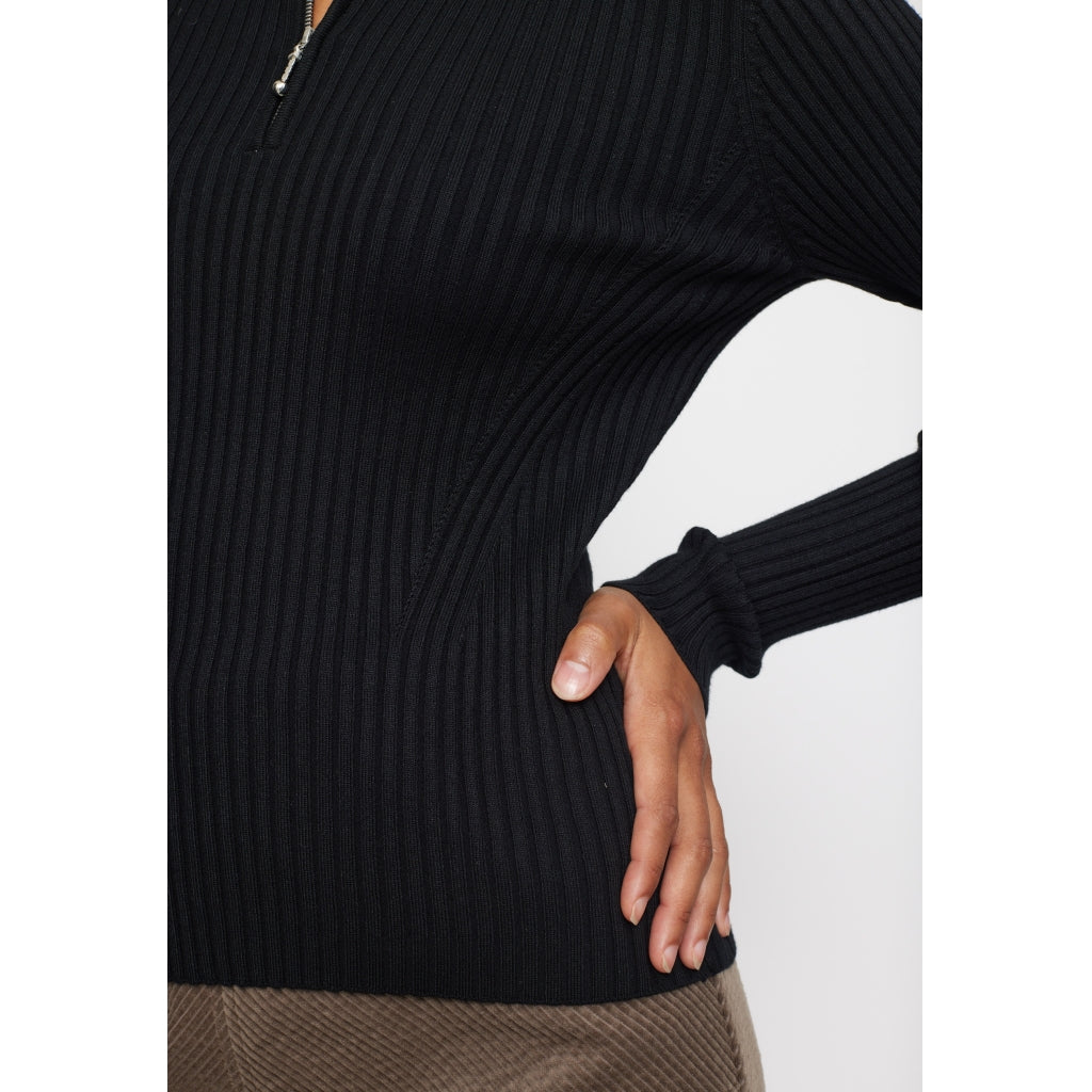 Tröja Noa high neck, black