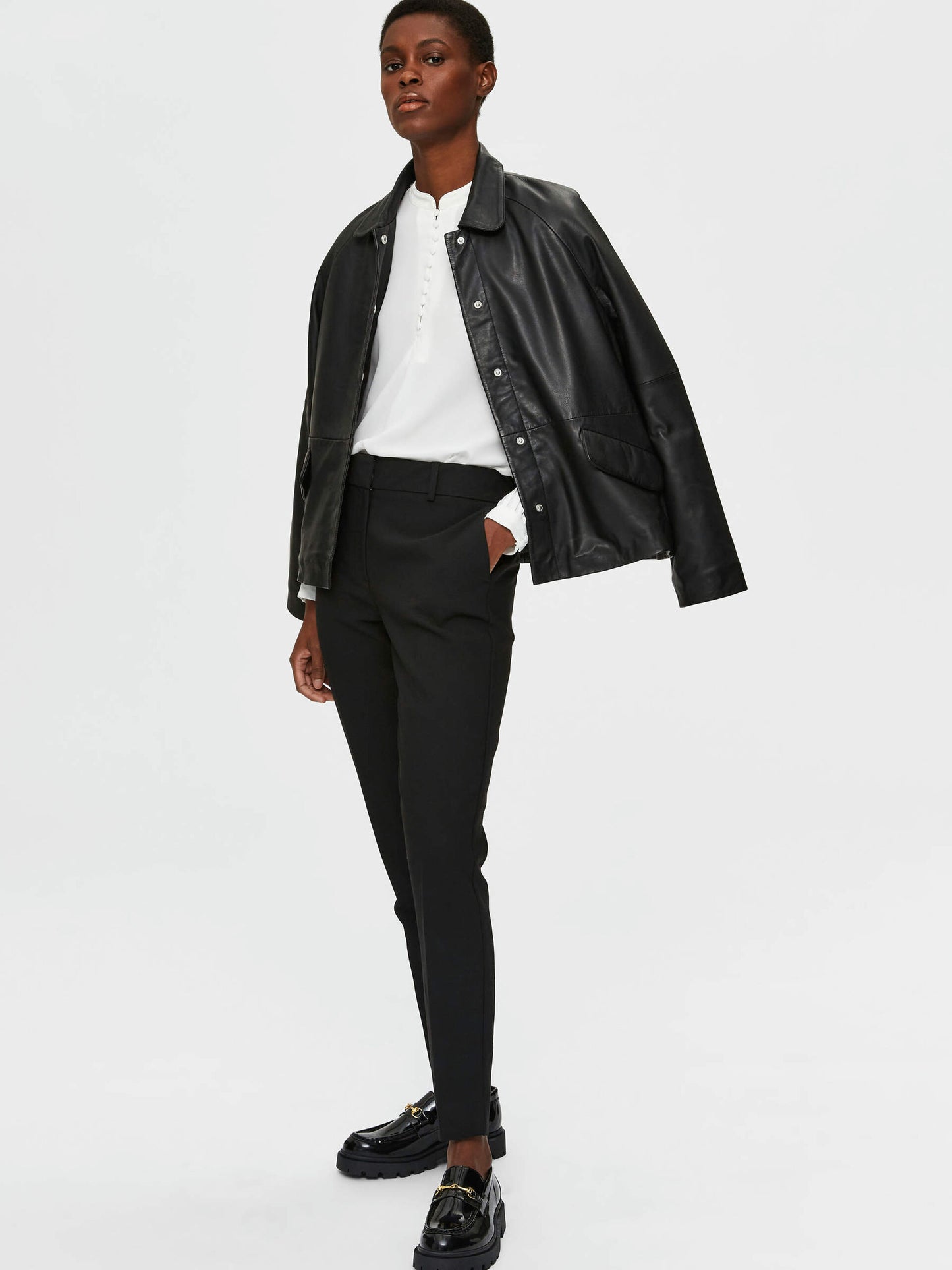 Byxa Rita slim, black