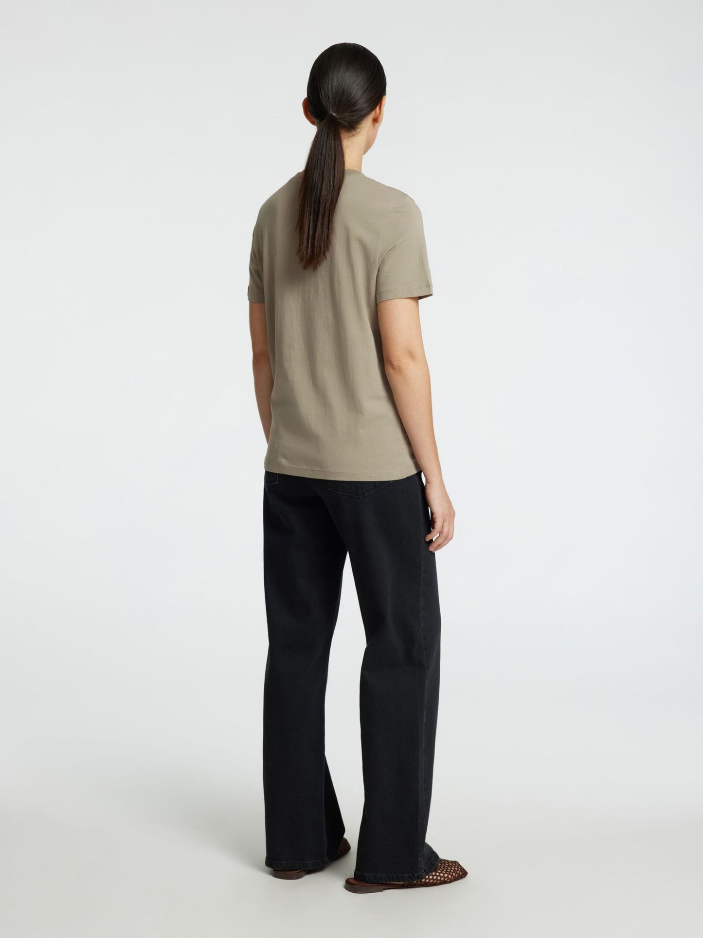 T-shirt Essential v-neck
