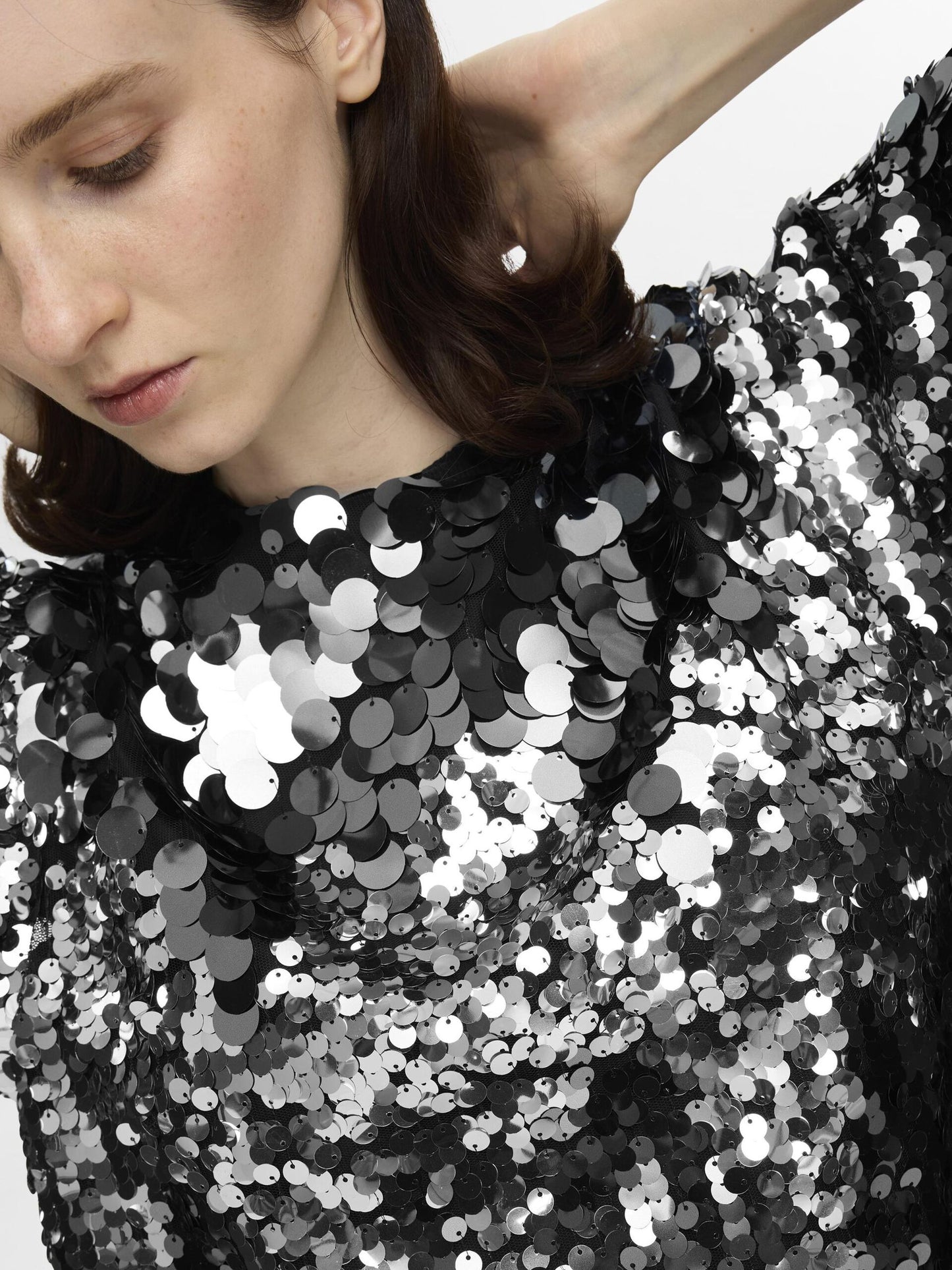 Topp Tana sequins