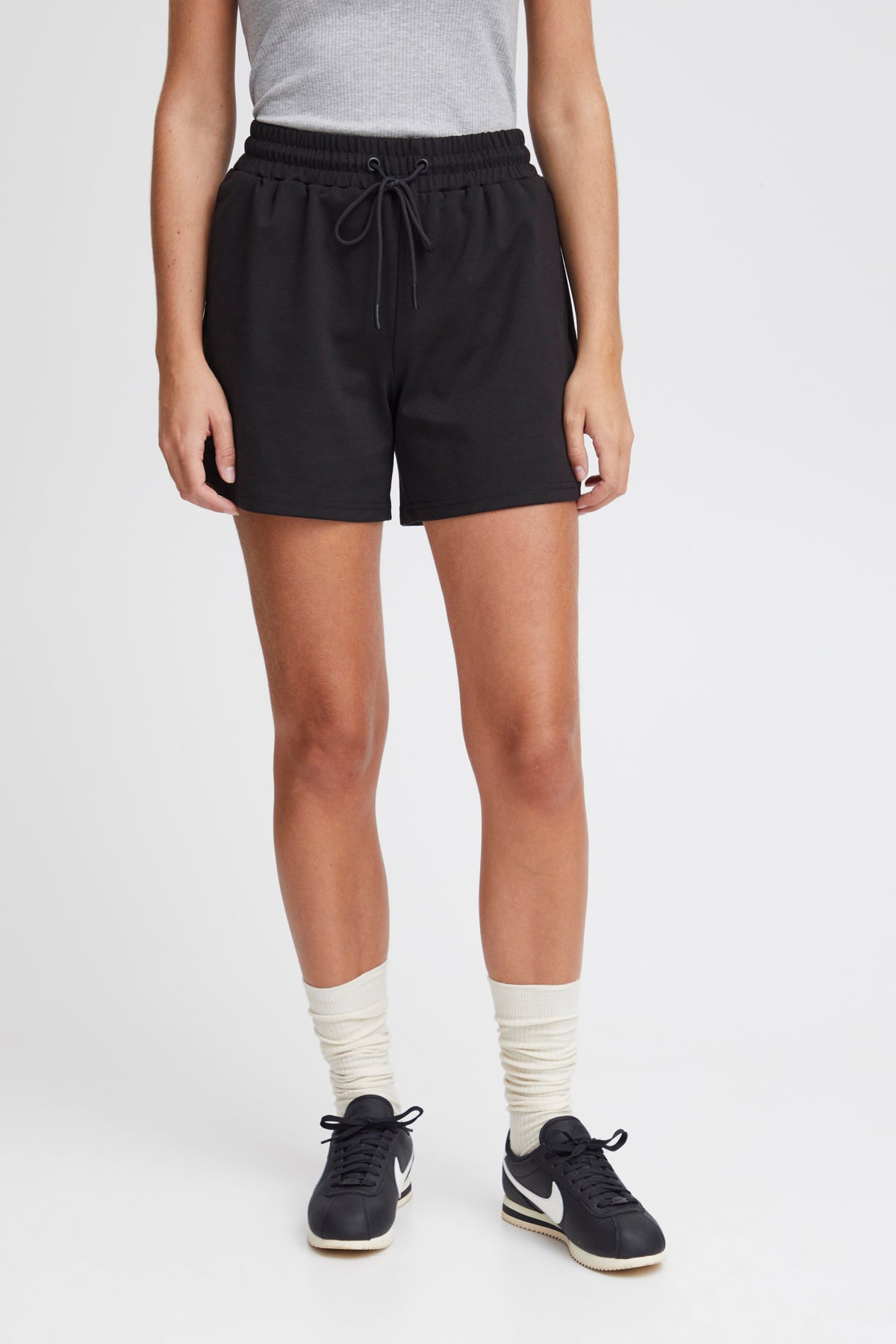 Shorts Kate trend, black