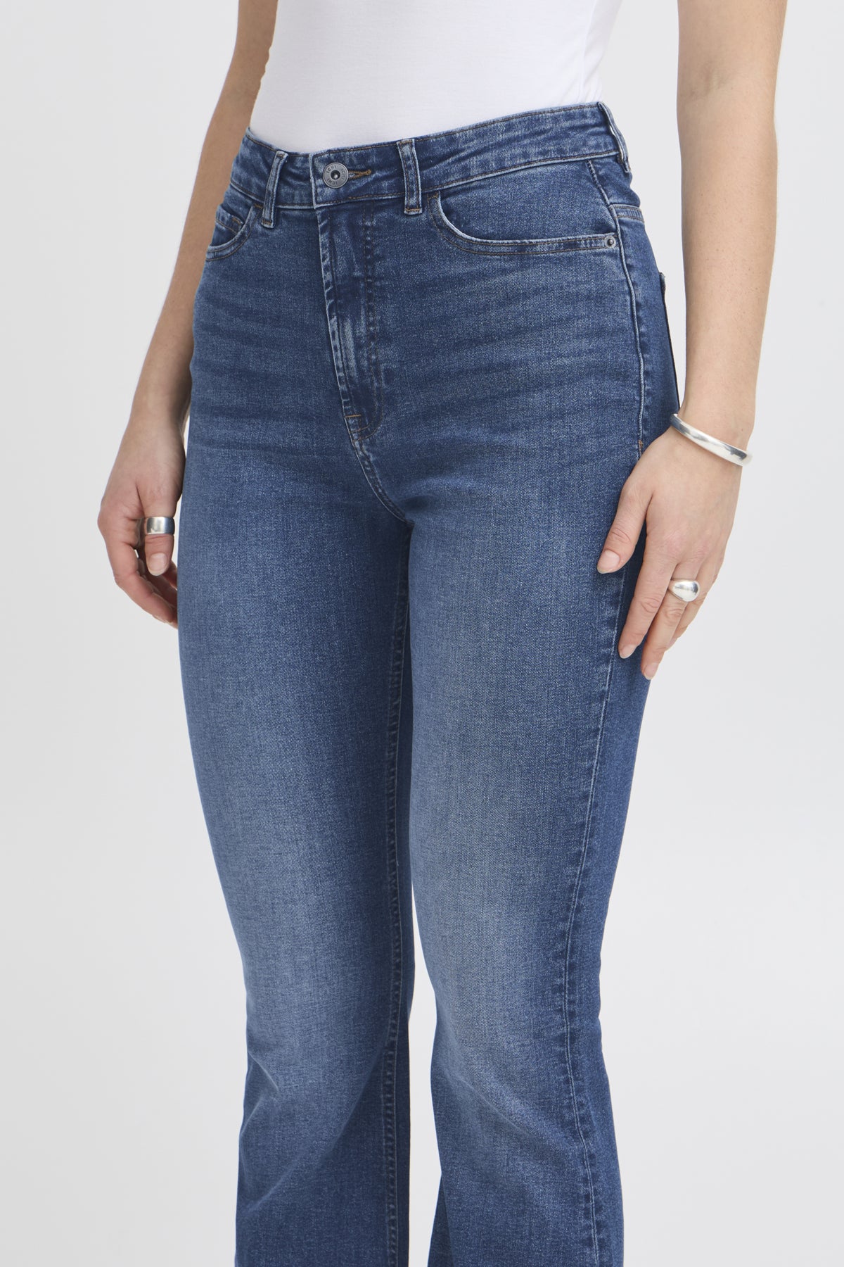 Jeans Twiggy flared HW, medium blue