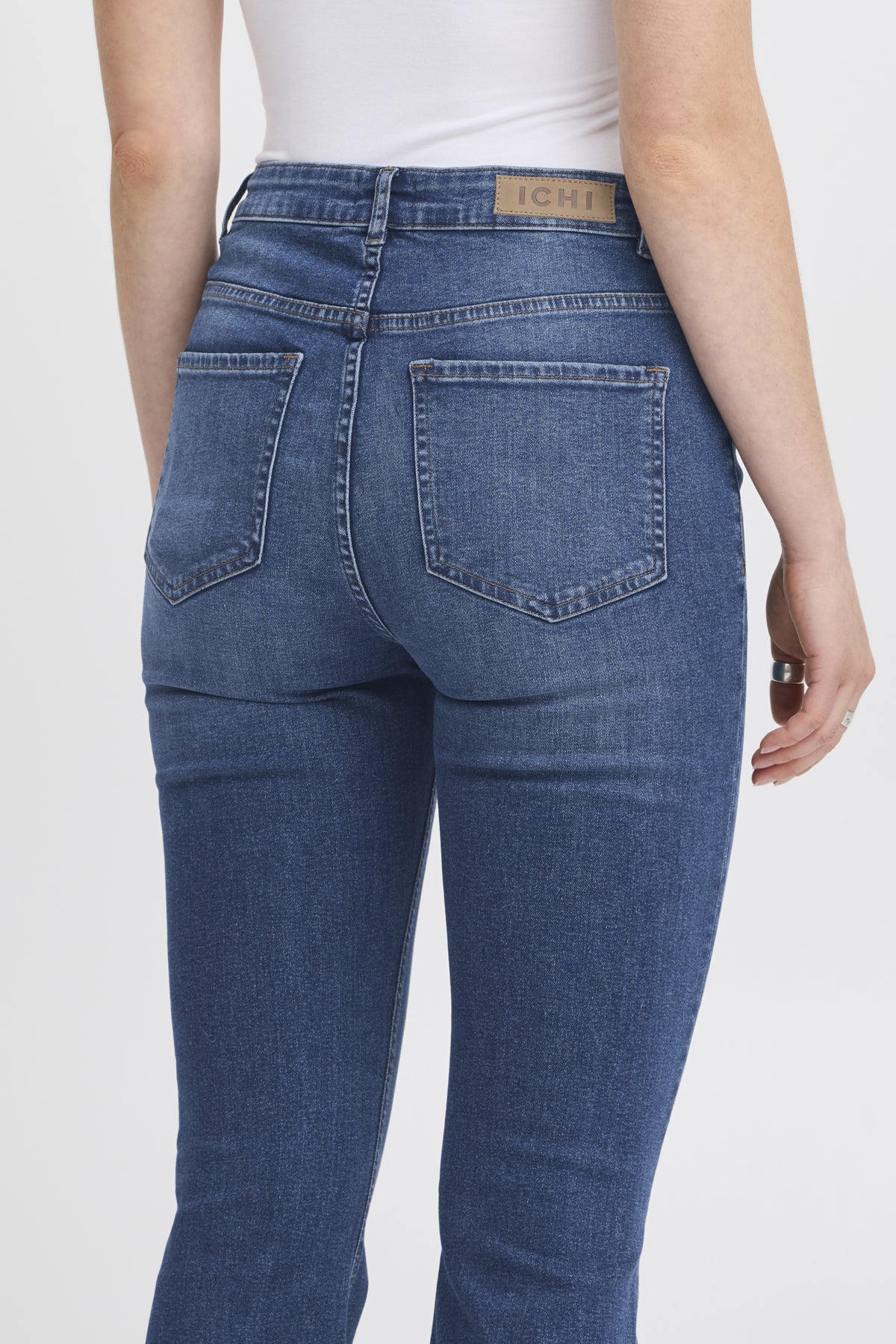 Jeans Twiggy flared HW, medium blue
