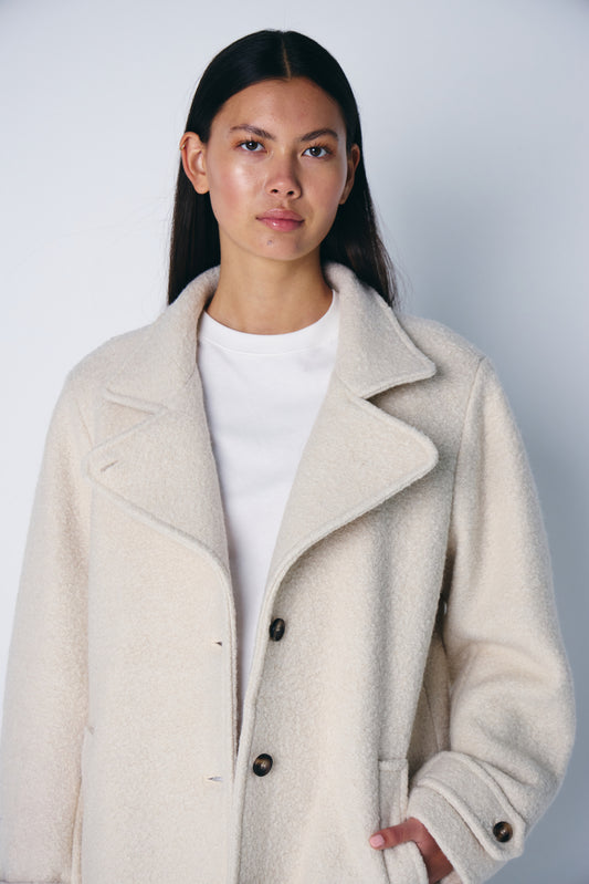 Kappa Stipa, almond milk