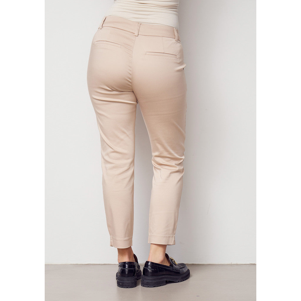 Byxa Isay chino