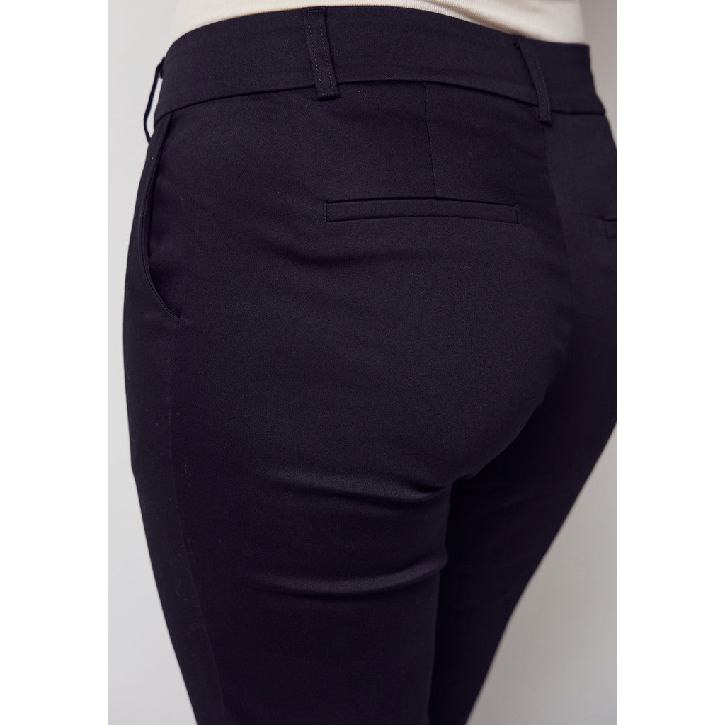 Byxa Isay chino