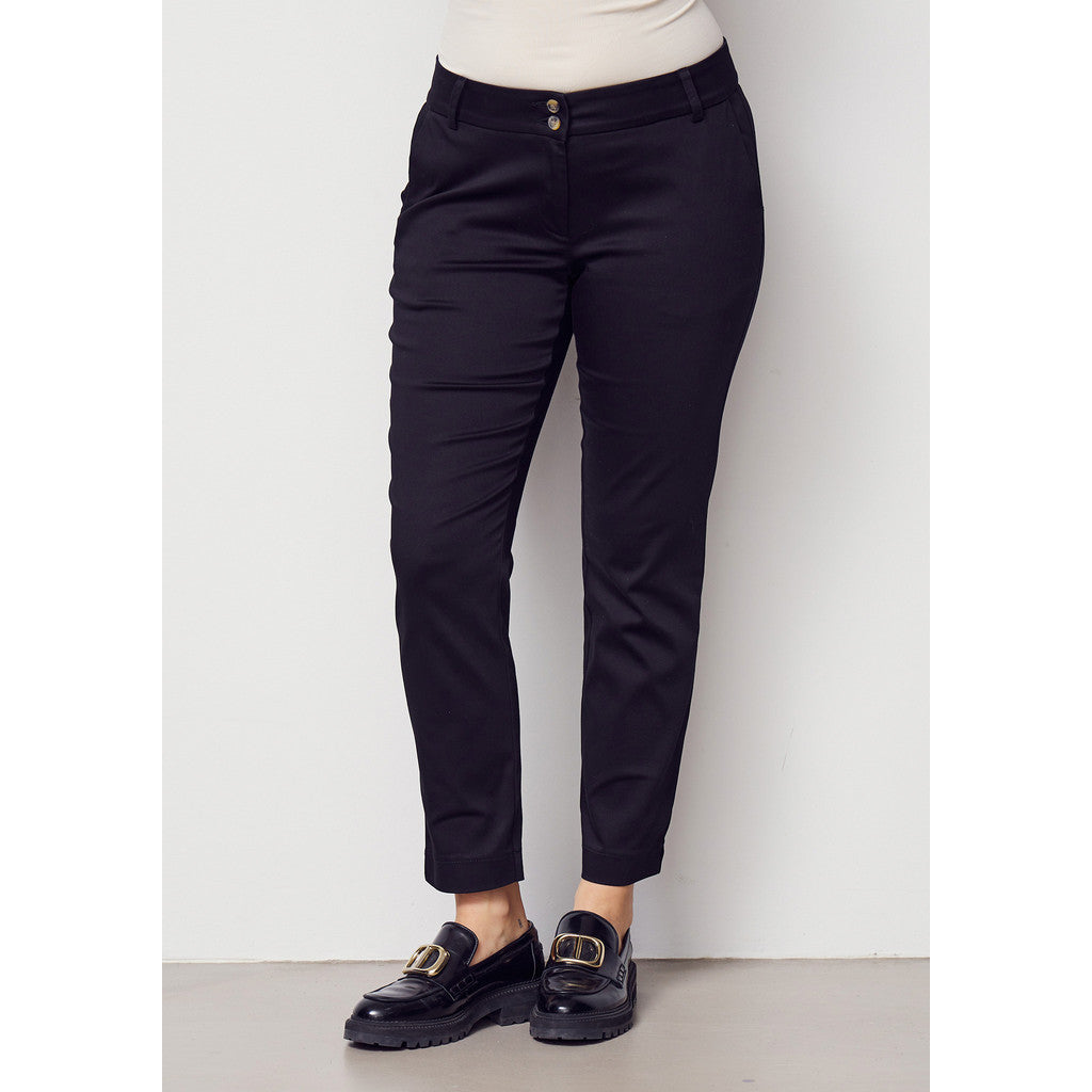 Byxa Isay chino