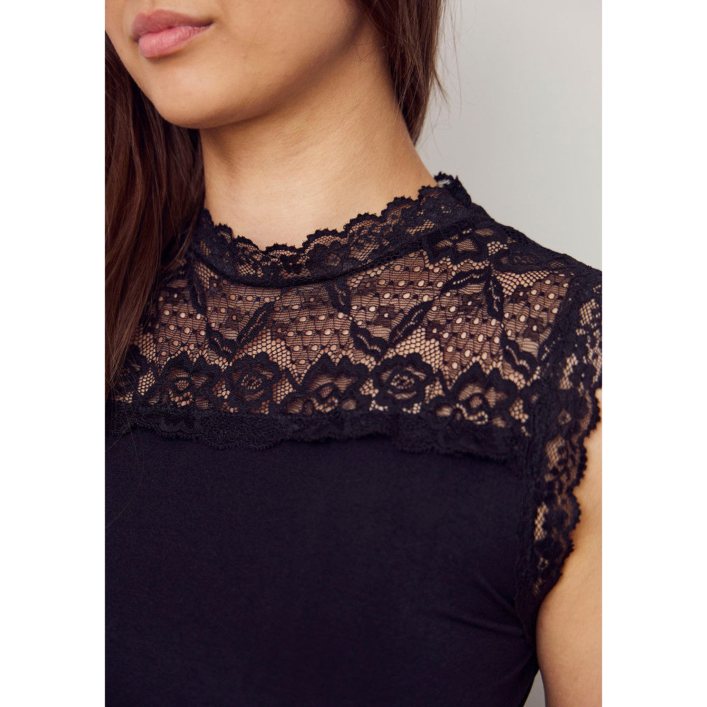 Topp Nilla high neck