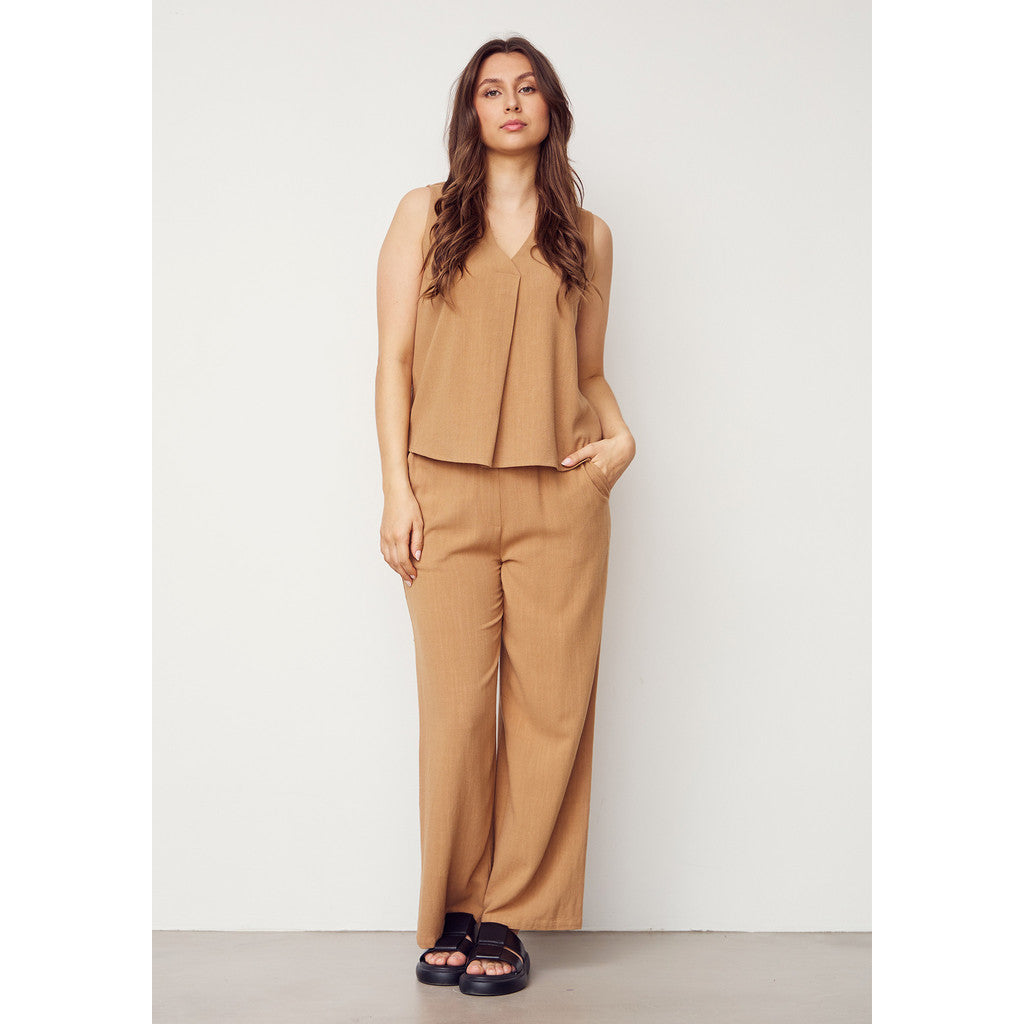 Topp Pearl v-neck