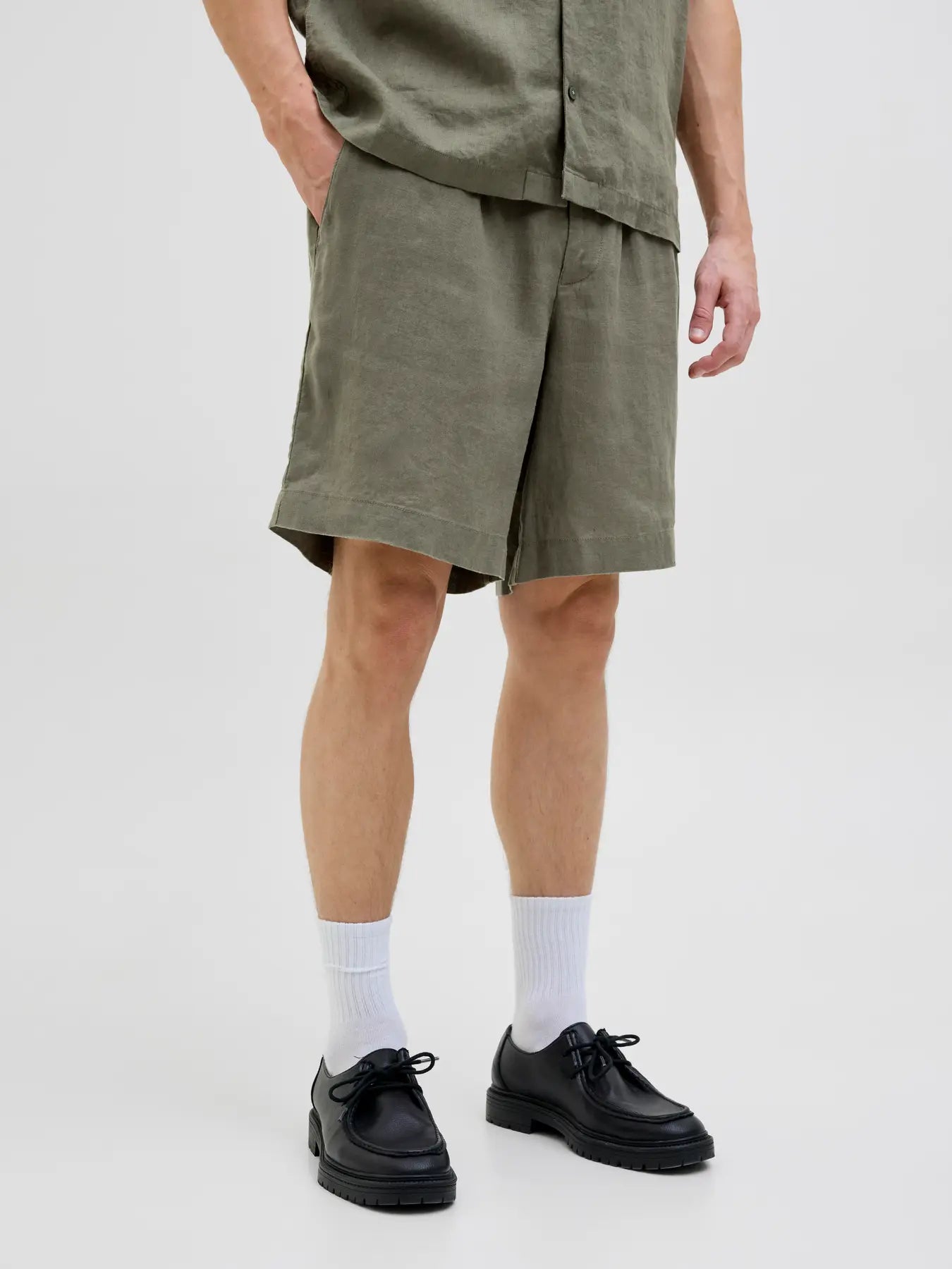 Shorts Bill Lawrence, tea leaf