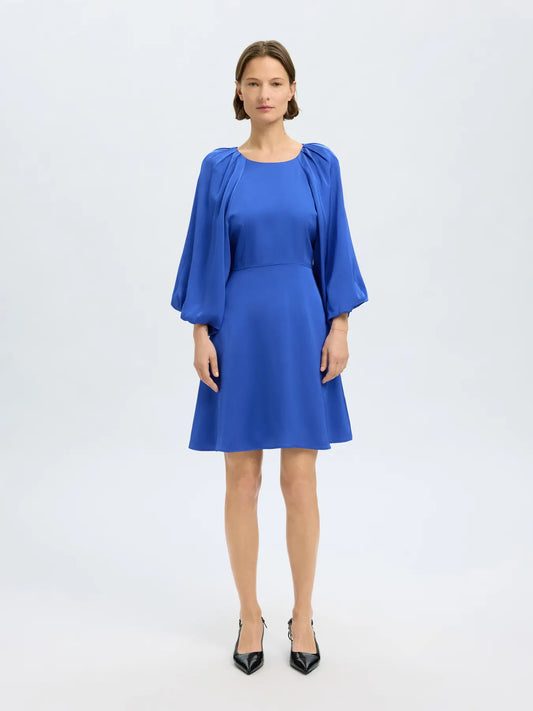 Klänning Laurina 3/4 open back