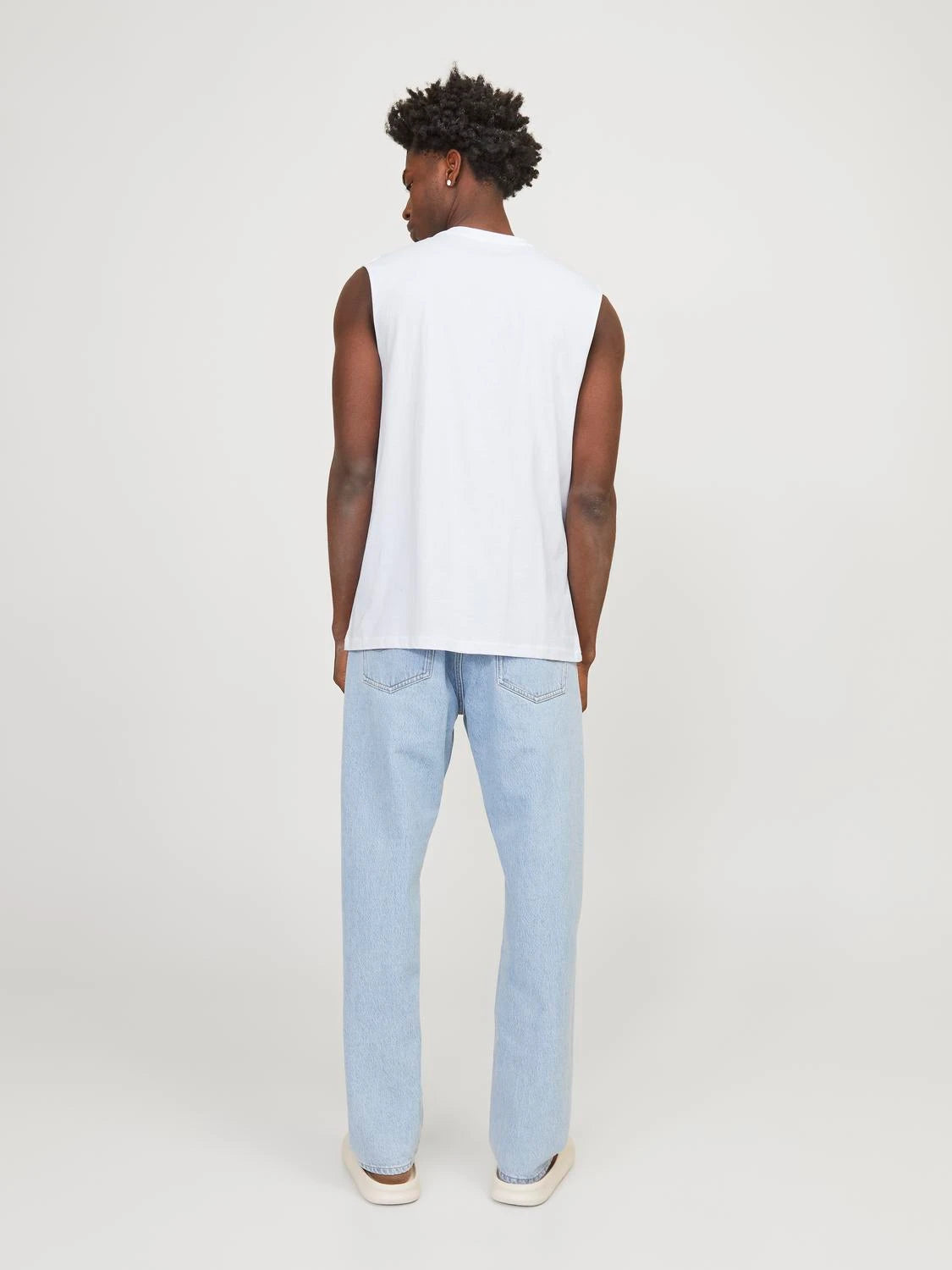 Linne Vesterbro, bright white