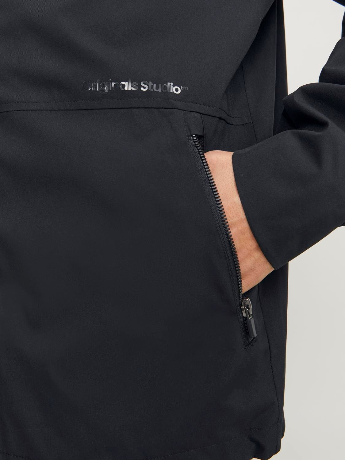 Jacka Vesterbro, black