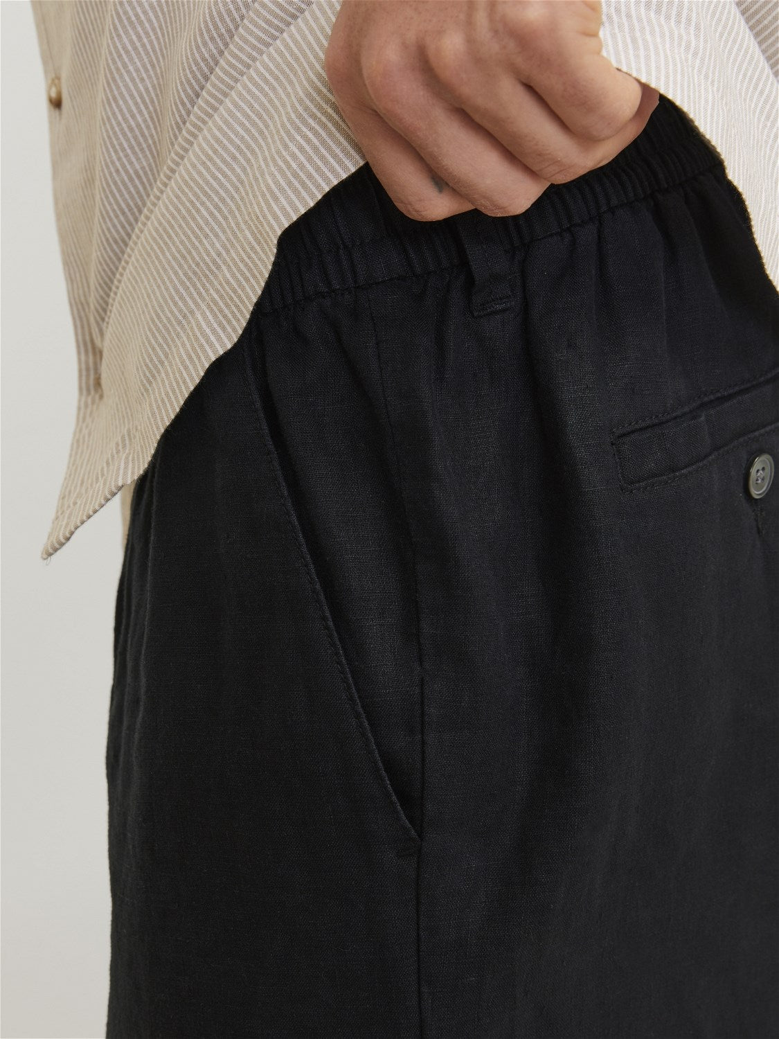 Shorts Bill Lawrence linen, black onyx