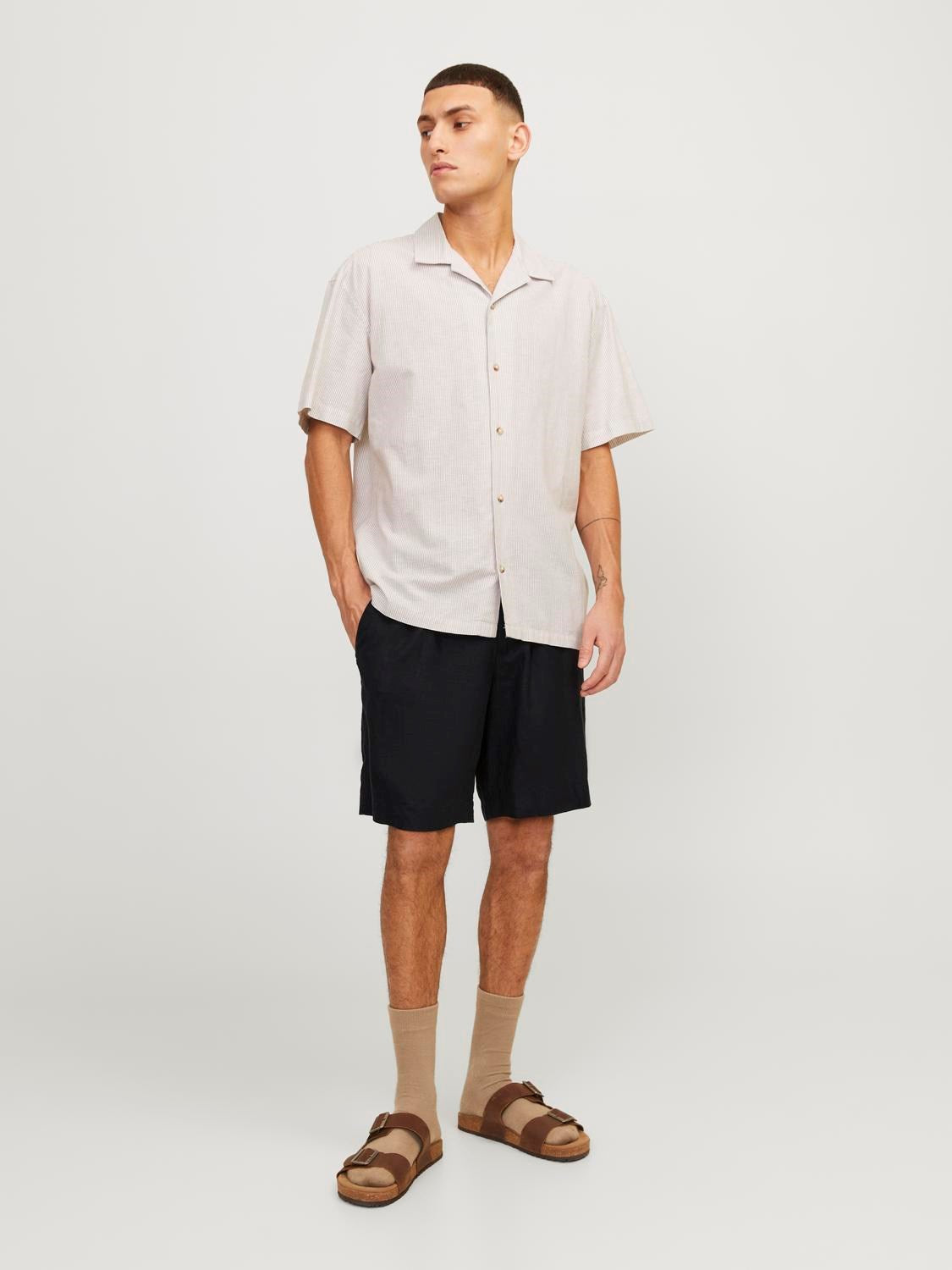 Shorts Bill Lawrence linen, black onyx
