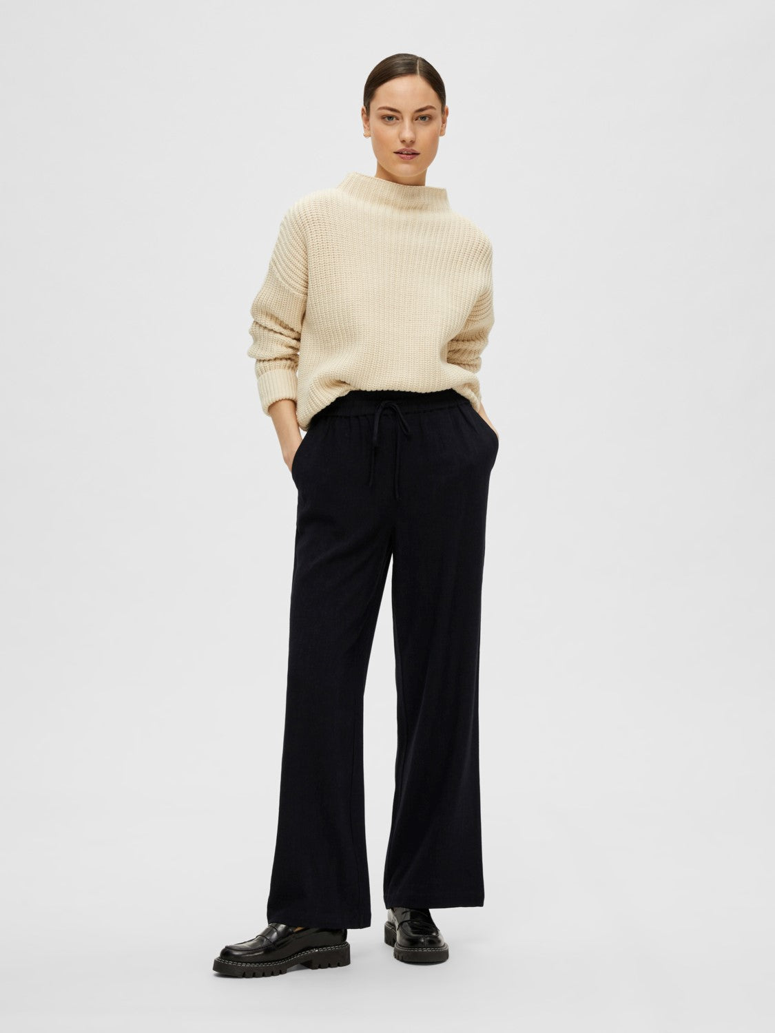 Byxa Viva-Gulia long linen