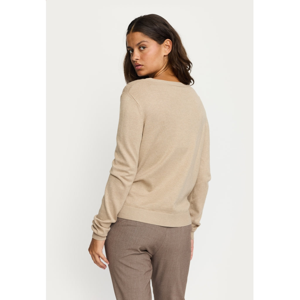 Cardigan Marla, nomad