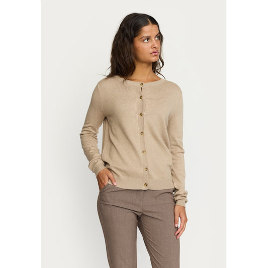 Cardigan Marla, nomad