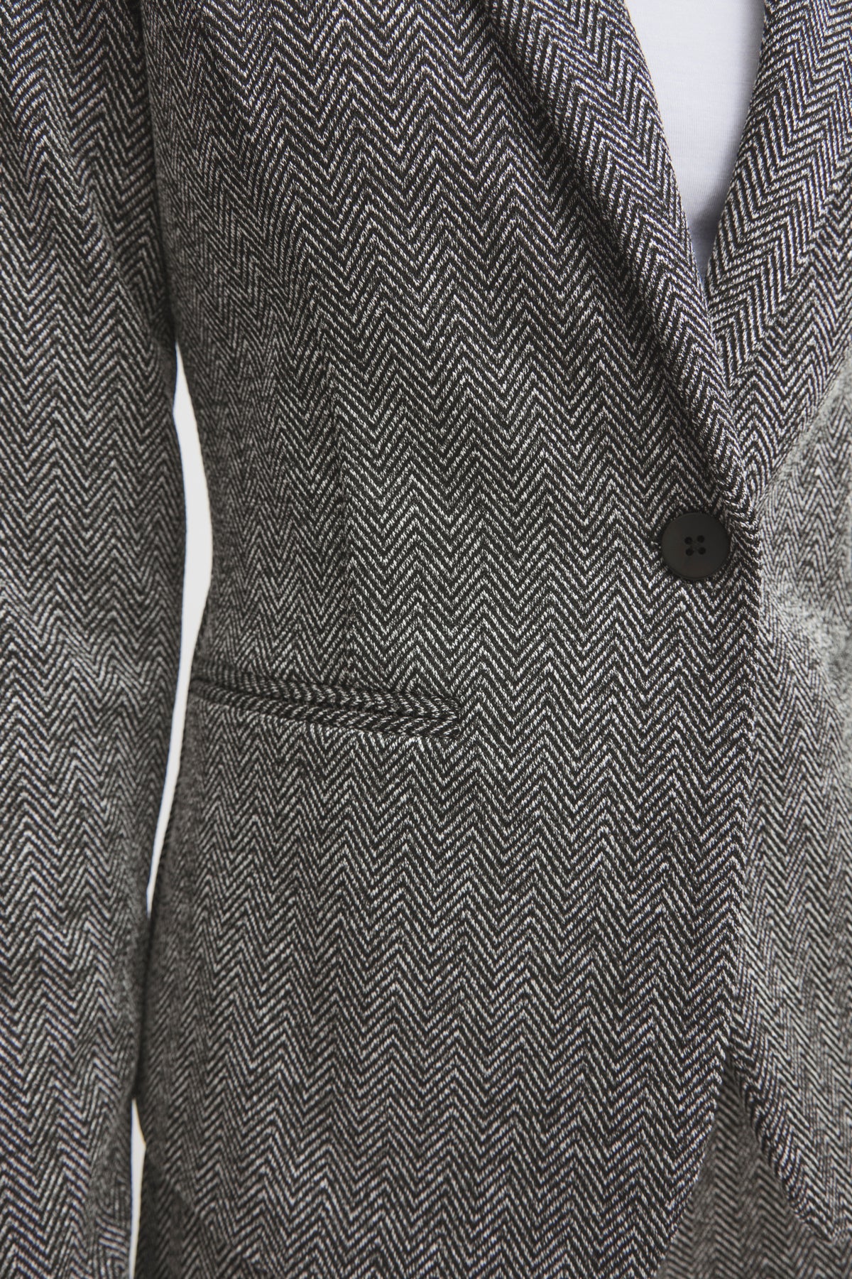Kavaj Kate jacquard, black herringbone
