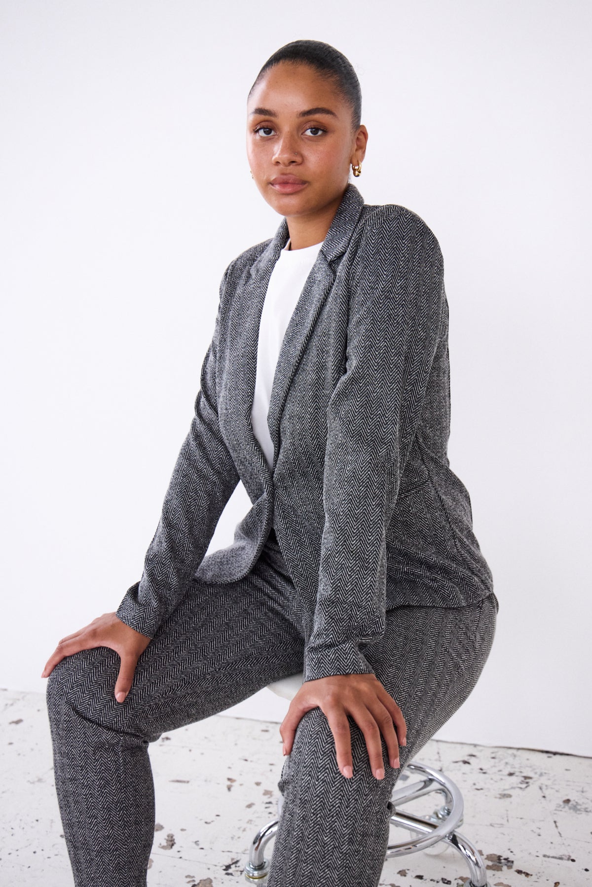 Kavaj Kate jacquard, black herringbone