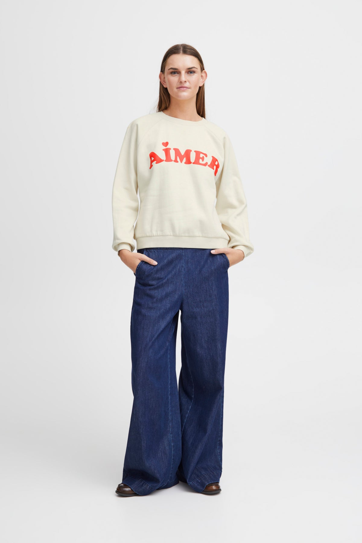 Sweatshirt Lela, almond milk