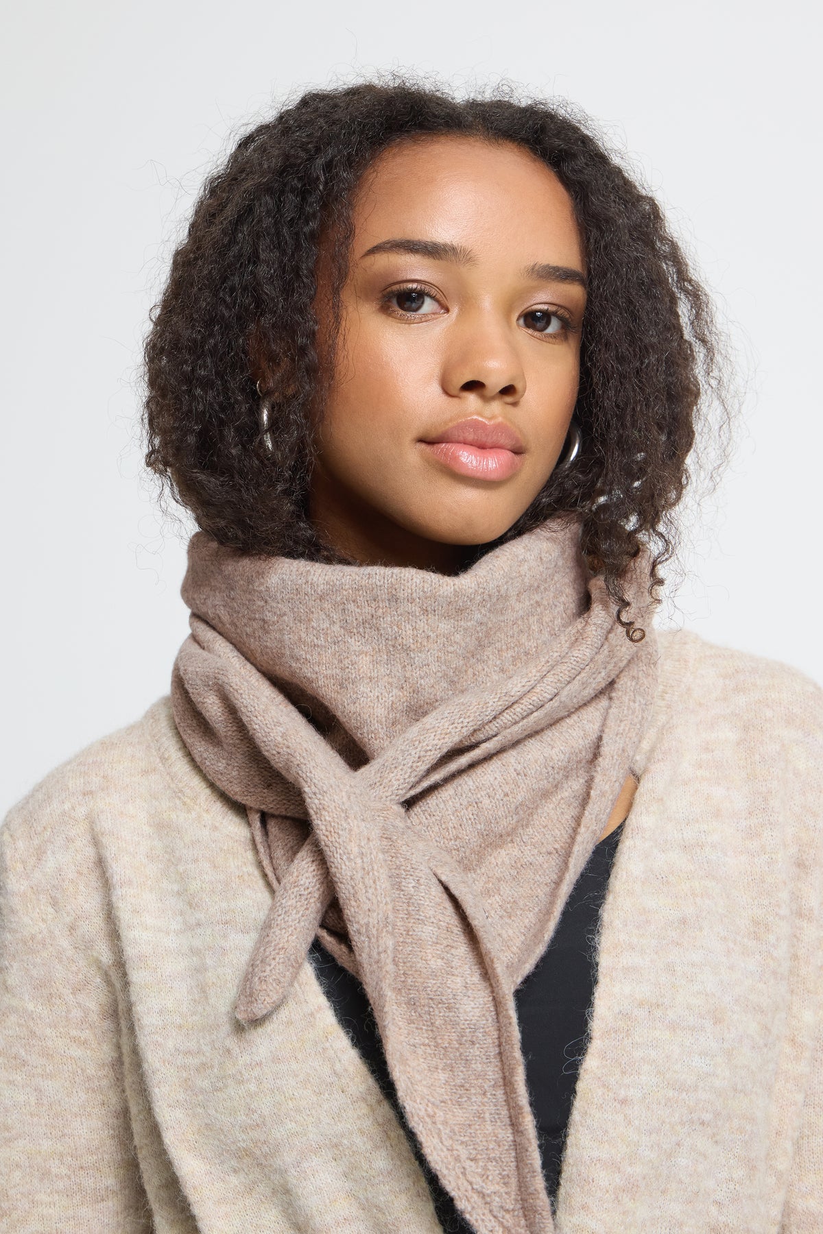 Scarf Gry