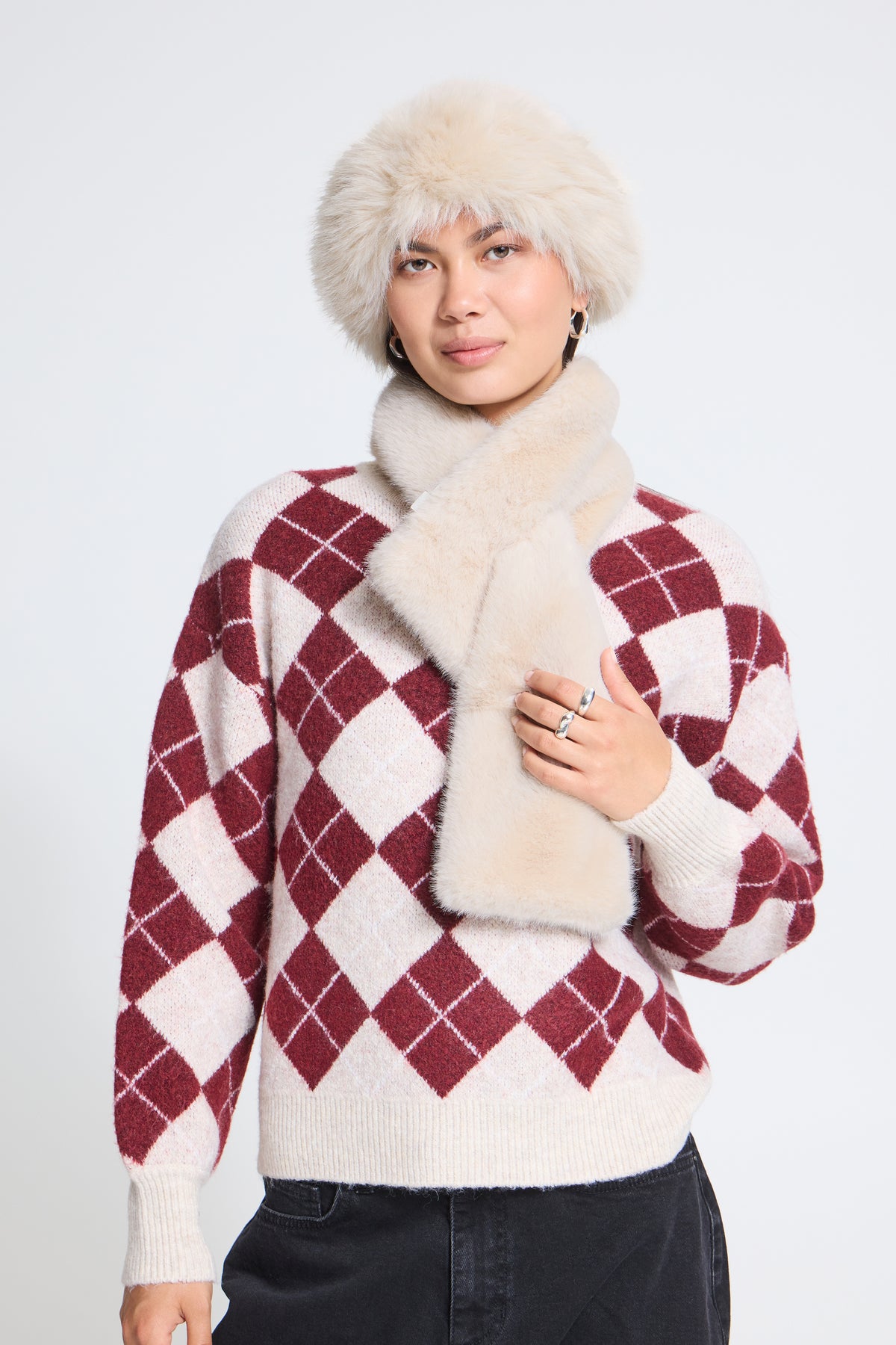 Scarf Ebna