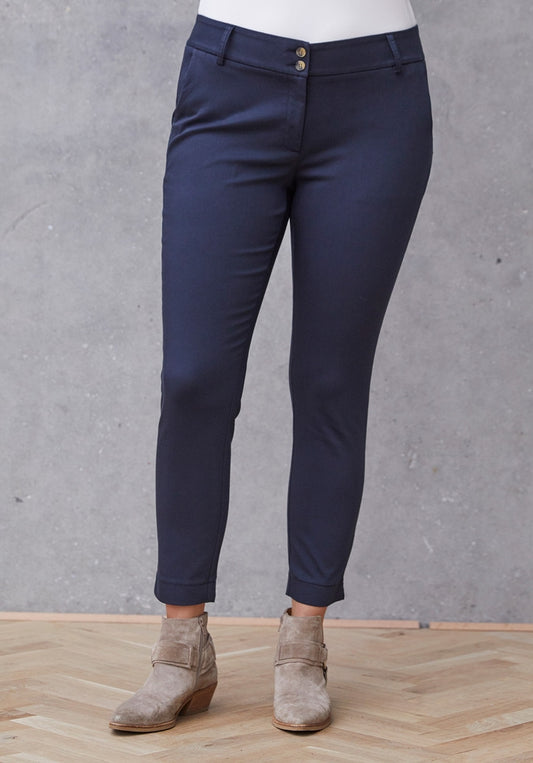 Byxa Isay chino