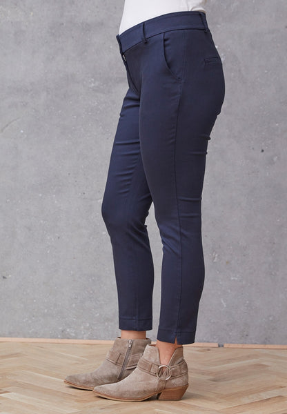Byxa Isay chino