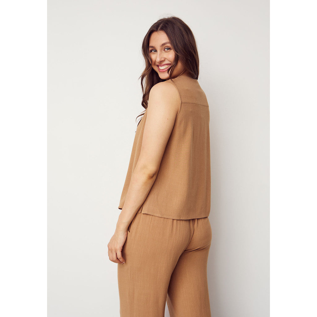 Topp Pearl v-neck