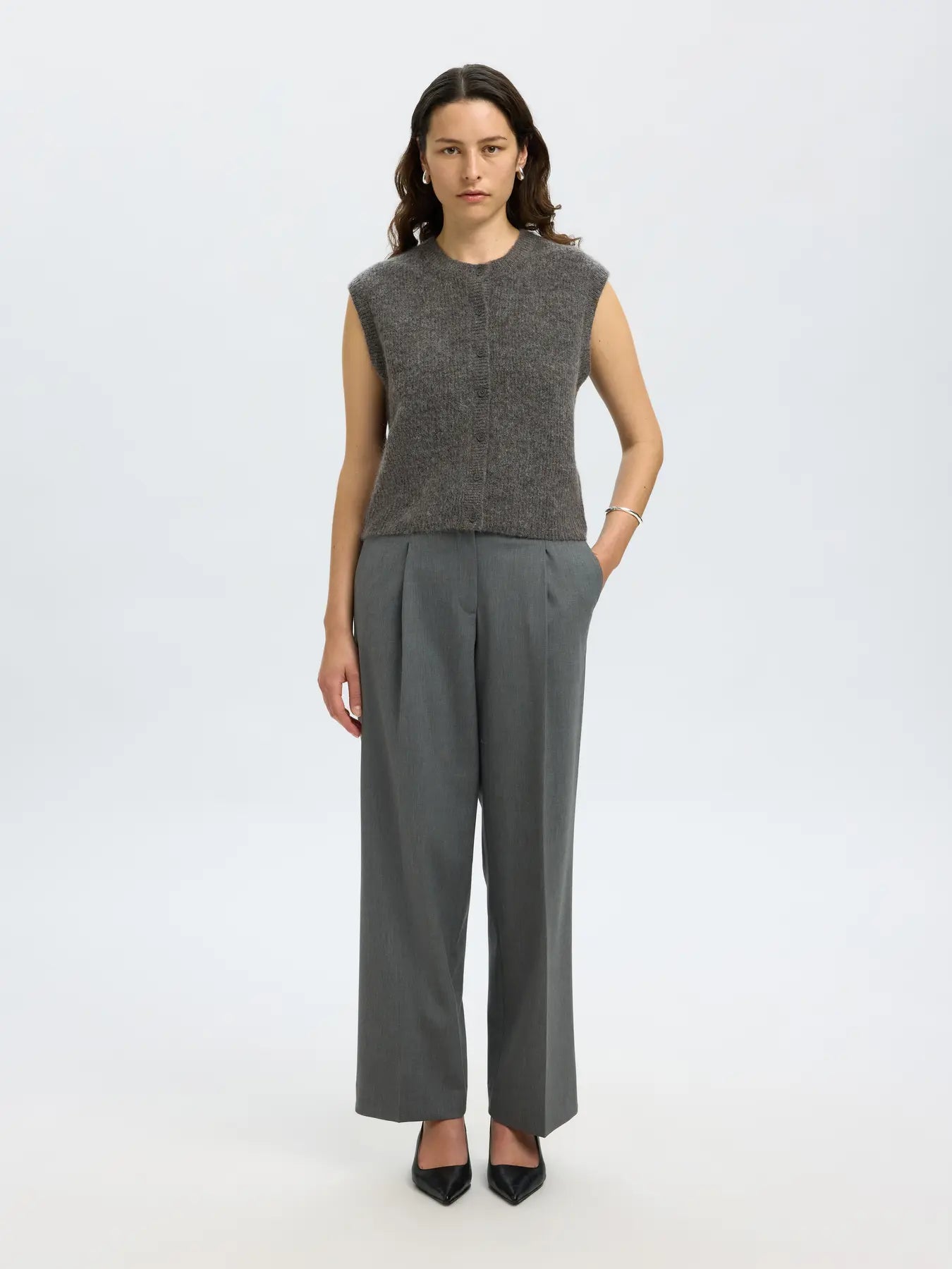 Väst Lulu button o-neck