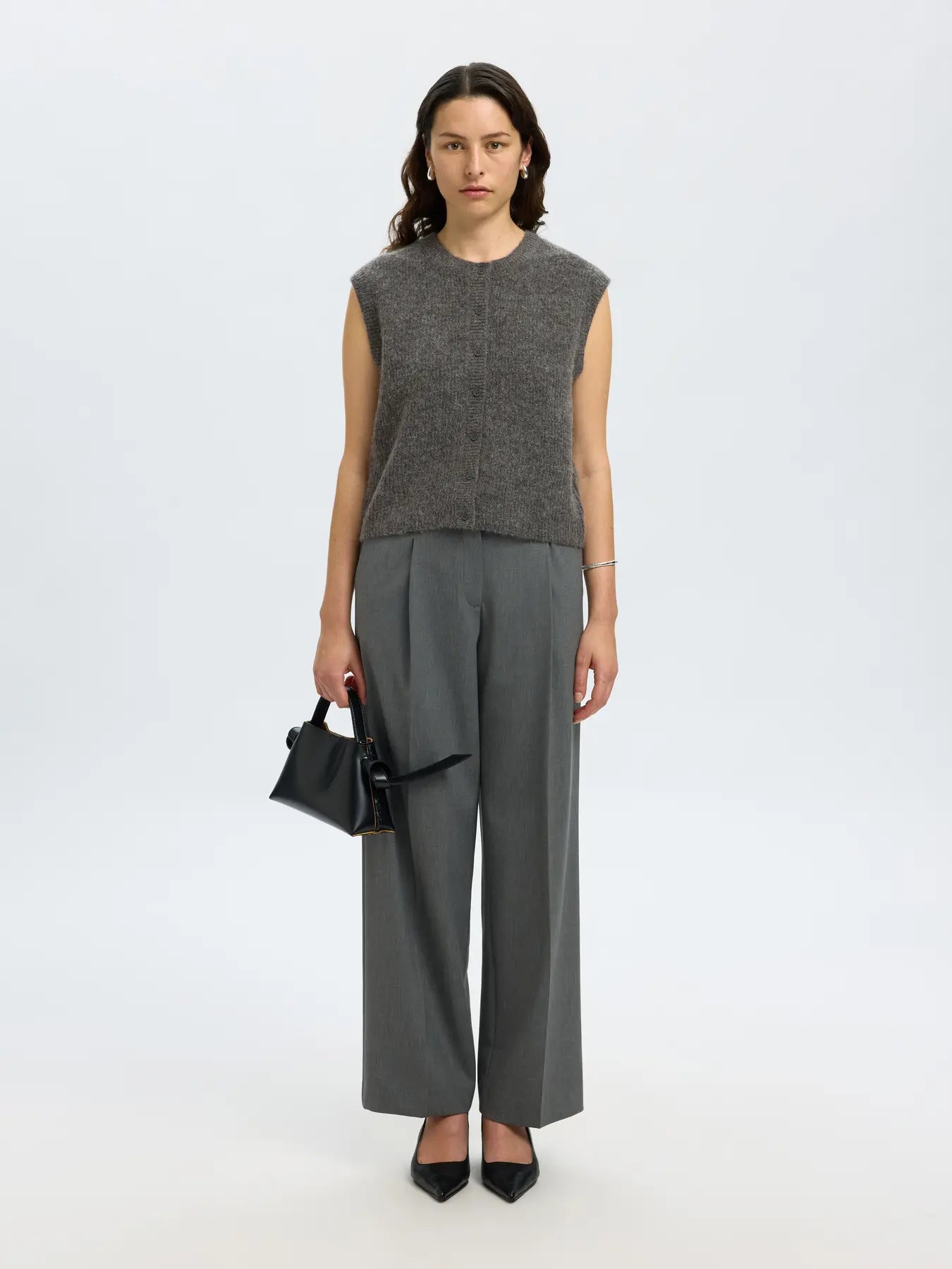Väst Lulu button o-neck