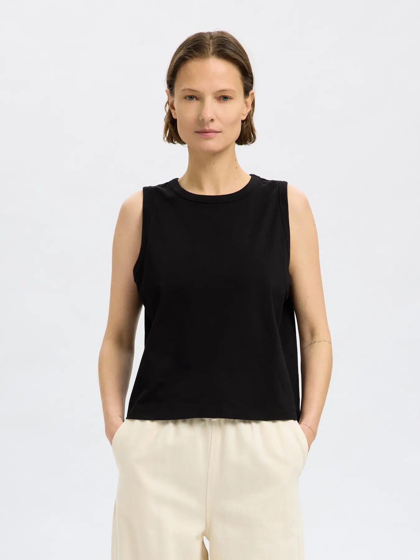 Topp Essential boxy tank