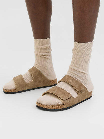 Sandal Central strap