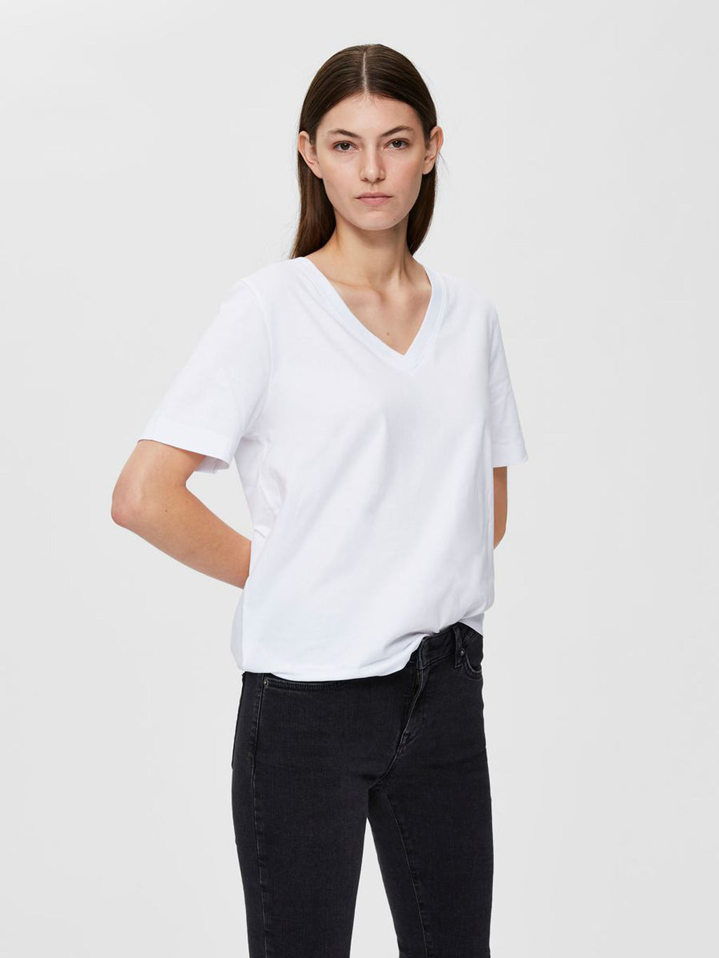 T-shirt standard v-neck, bright white